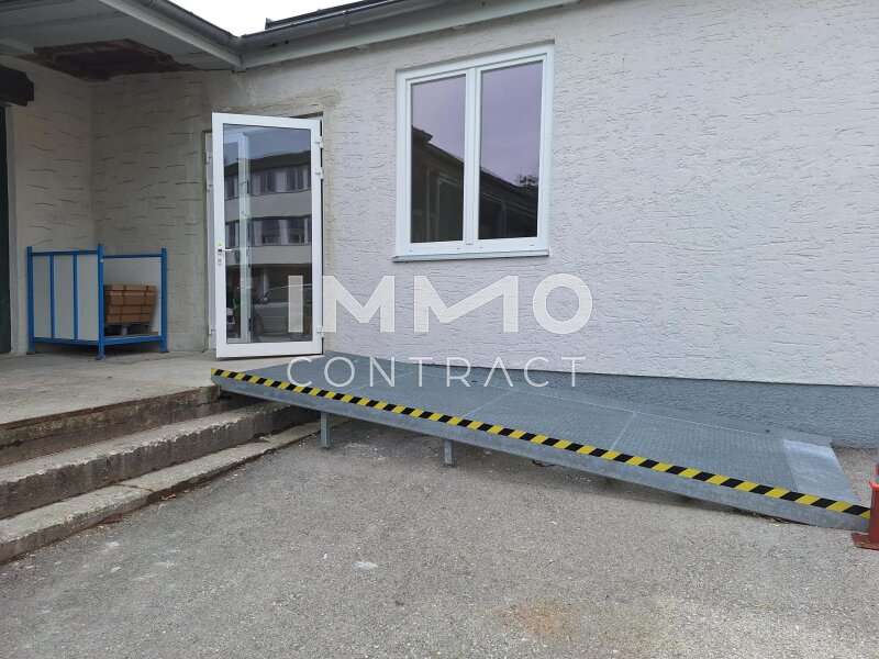 Lager in 4820 Bad Ischl - 2