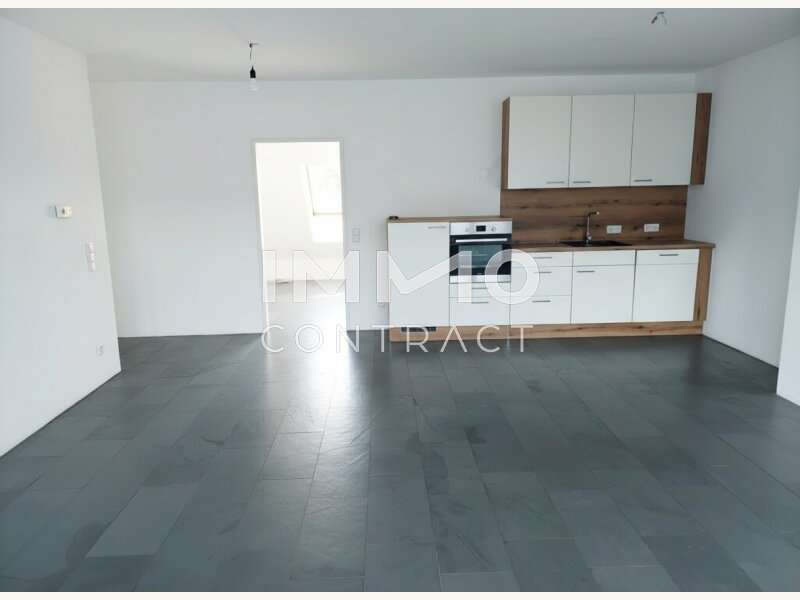 Dachgeschosswohnung in 3300 Amstetten - 1