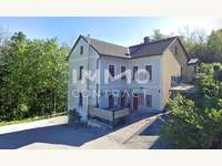 Mehrfamilienhaus in Puchenstuben