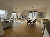 Dachgeschosswohnung in Wien