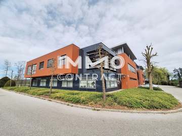 Halle in Braunau Umgebung /  Braunau am Inn