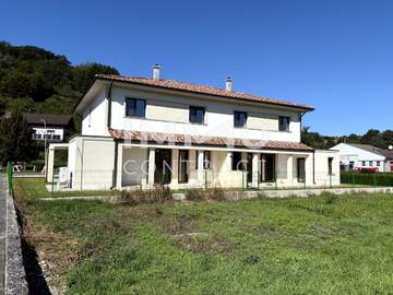 Doppelhaushälfte in Golling /  Melk