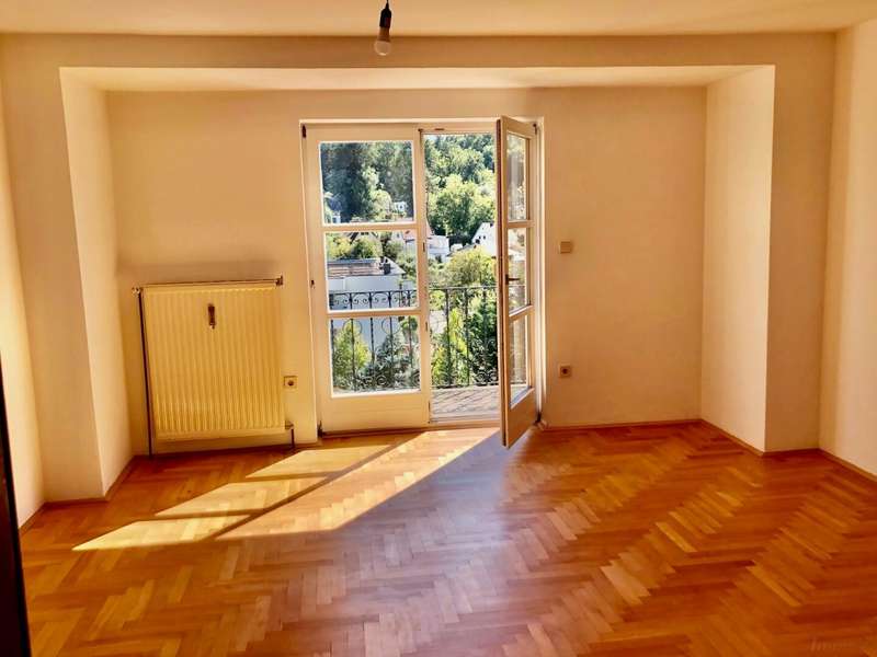Dachgeschosswohnung in 8044 Graz - 1