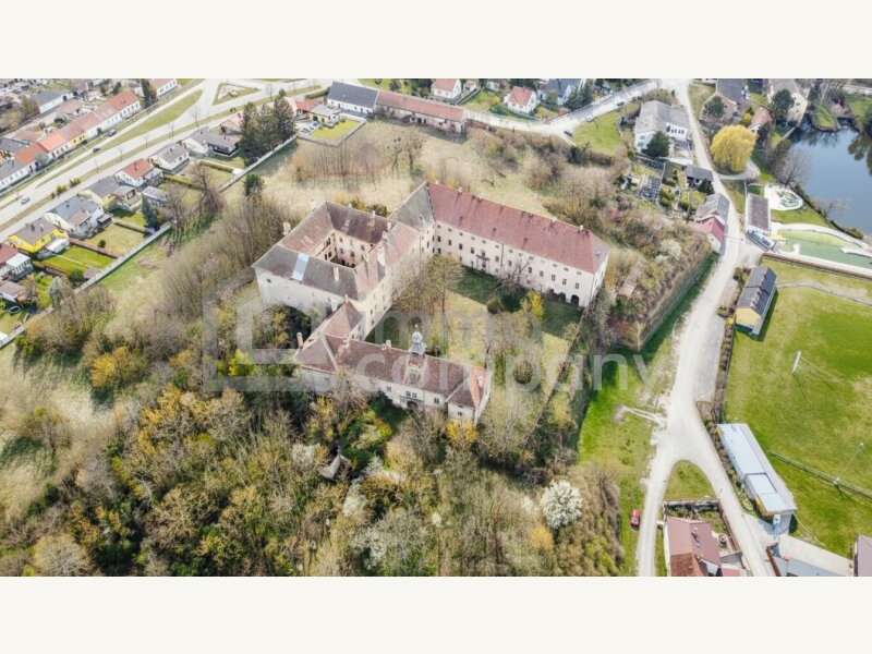 Gewerbeimmobilie in 2274 Rabensburg - 1