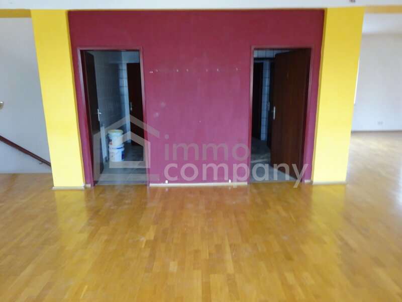 Halle in 2020 Hollabrunn - 12