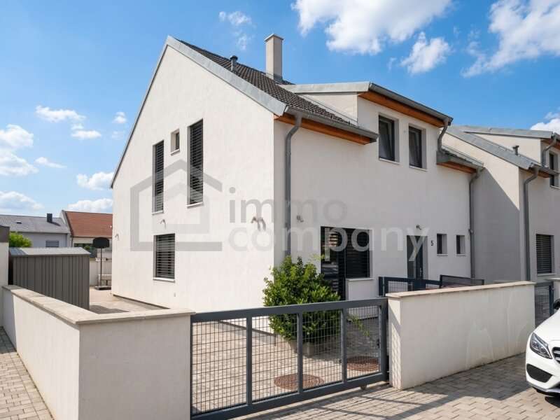 Einfamilienhaus in 7100 Neusiedl am See - 1