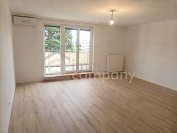 Dachgeschosswohnung in Baden /  Baden