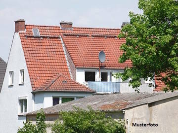 Mehrfamilienhaus in Gloggnitz