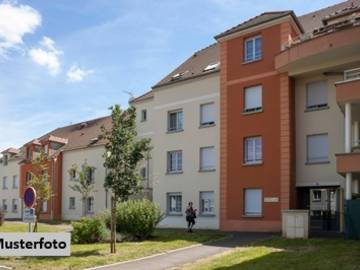 Wohn und Geschäftshaus in Peuerbach