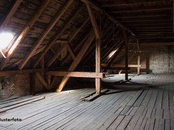 Dachgeschosswohnung in Himberg