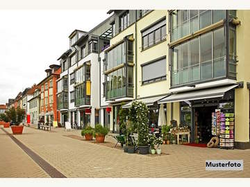 Wohn und Geschäftshaus in Neunkirchen /  Neunkirchen