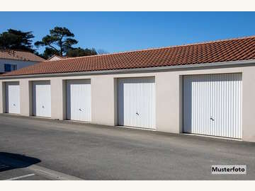 Garage in Linz /  Linz