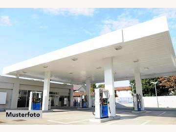 Tankstelle in Wöllersdorf /  Wiener Neustadt Bezirk
