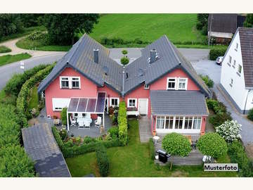 Mehrfamilienhaus in Oberwaltersdorf /  Baden