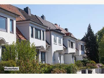 Wohnanlage in Theresienfeld /  Wiener Neustadt Bezirk