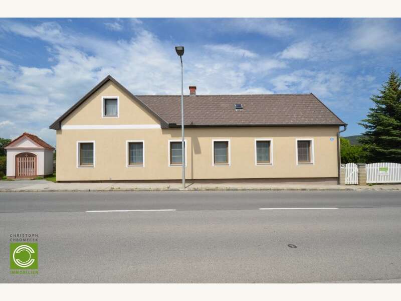Zweifamilienhaus in 2540 Großau - 1