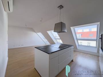 Dachgeschosswohnung in Wien