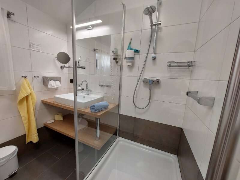 Hotel in 9504 Villach - 11