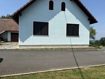 Einfamilienhaus in Krobotek /  Jennersdorf
