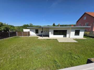 Bungalow in Hainburg an der Donau /  Bruck an der Leitha