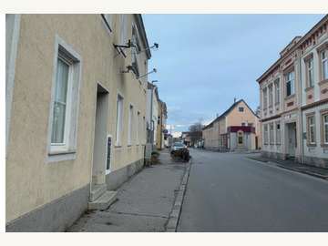 Mehrfamilienhaus in Neunkirchen /  Neunkirchen